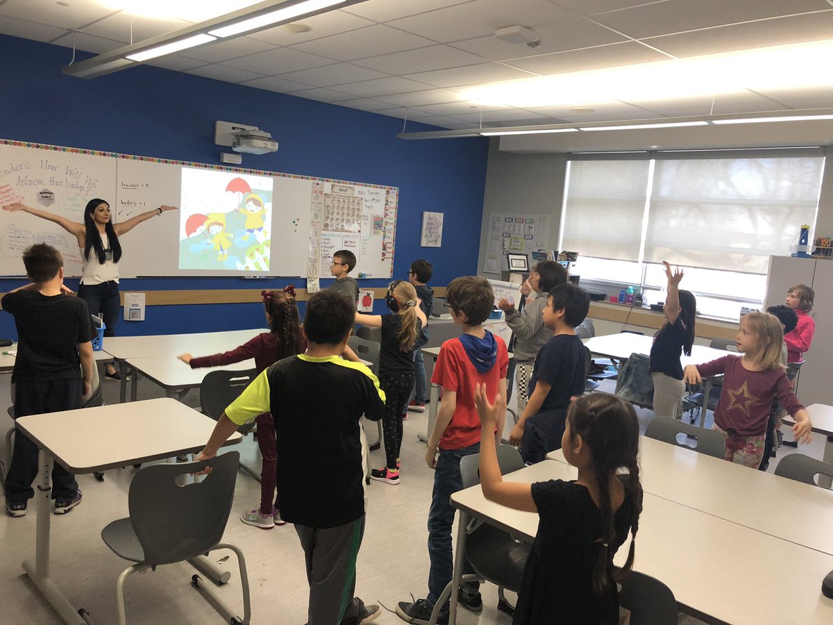 dewitt_jillian's tweet photo. I caught Ms.P in the act today with my kids! It is clear that she has built amazing relationship with each of them. They are engaged and loving their new song and dance! She is making music memorable thatโs for sure! #luckytohaveher #seeforyourselves #engagement @Connaughtcomets https://t.co/5PGyoaBNSk
