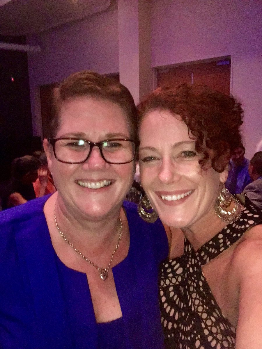 belindabindii's tweet photo. Selfies galore. The APS dinner never disappoints. Great night! #AusPainSoc https://t.co/XQedSqLAFw