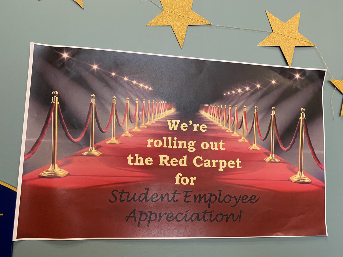 ExploreKentSt's tweet photo. Rolled out the red carpet for our amazing Student Employees today! https://t.co/SAgkkjvxR0