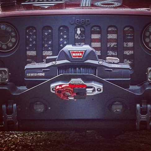 RootOneSix's tweet photo. #WarnWednesday The #WarnZeon 10-S & those #Warn Epic Hyperlinks are looking really good on #RootTheJeep. Big thanks to Anne, Caeleb & the @warnindustries team for the support! #BestInTheBusiness #GoPrepared #GoWARN #Winch #PeopleAndBrands
#RootOneSix #TheJeepMafia #OffRoad #4x4 https://t.co/04mDE6i0LR