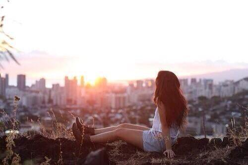 しあわせも後悔も 
全部自分が決めること。 
自分自身がしあわせだなぁって 
思えればそれでいいし 
自分が後悔していなかったら 
それでいい。

人と比べることじゃない。 
じぶんの人生なんだから。