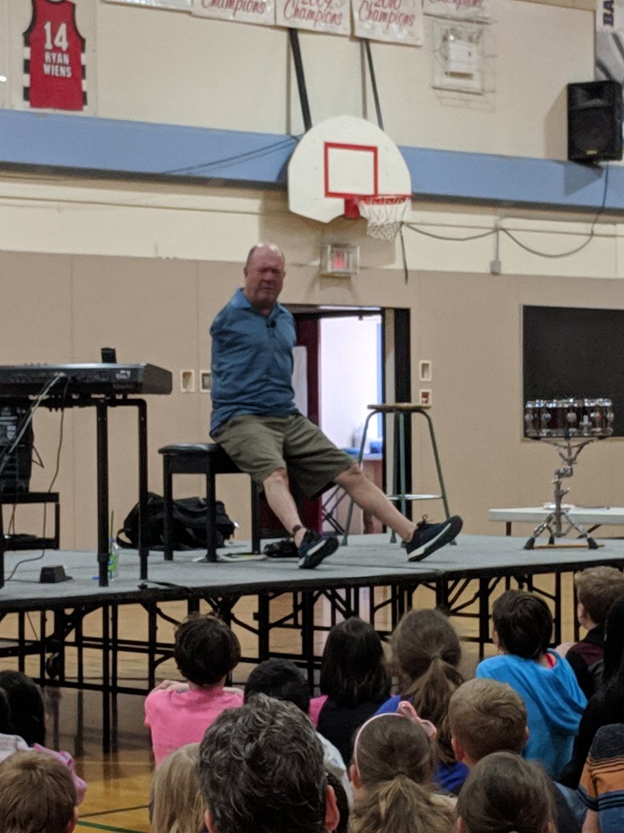 acme_school's tweet photo. Drummer Alvin Law shared an inspiring message on overcoming adversity with our students. Thank you to our Tri-Campus Parent Councils for sponsoring this amazing event! https://t.co/0LzhpGvOl8