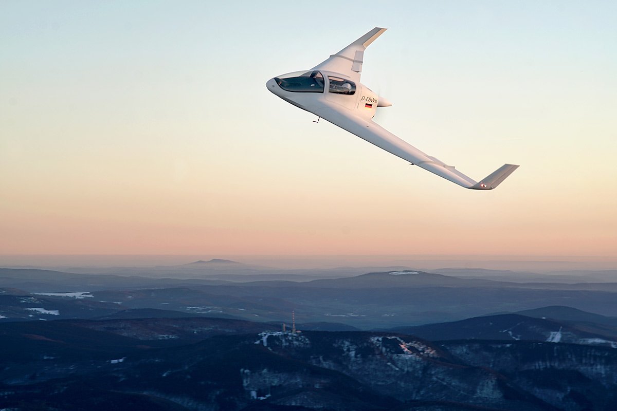Flying Wing Fighter