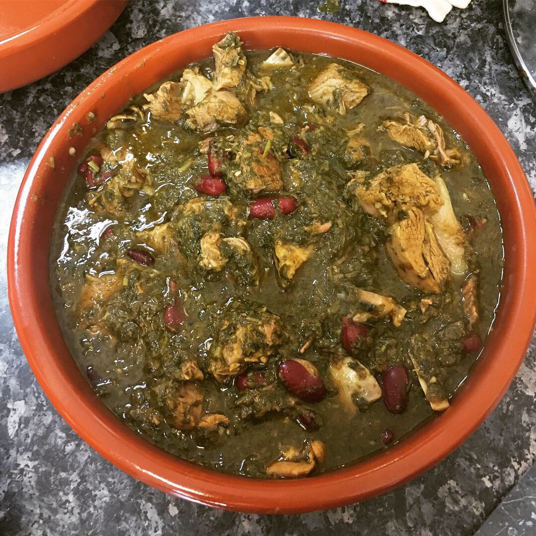 4lunchmcr's tweet photo. Well done to all our volunteers @ManchesterCoS for pulling off the first Sanctuary Kitchen lunch yesterday, and for sharing their experiences of what it’s like to be a refugee and asylum seeker in Mcr #volunteering #iranianfood #gormehsabzi #community @LongsightNaz https://t.co/z9ZHxm3gWA