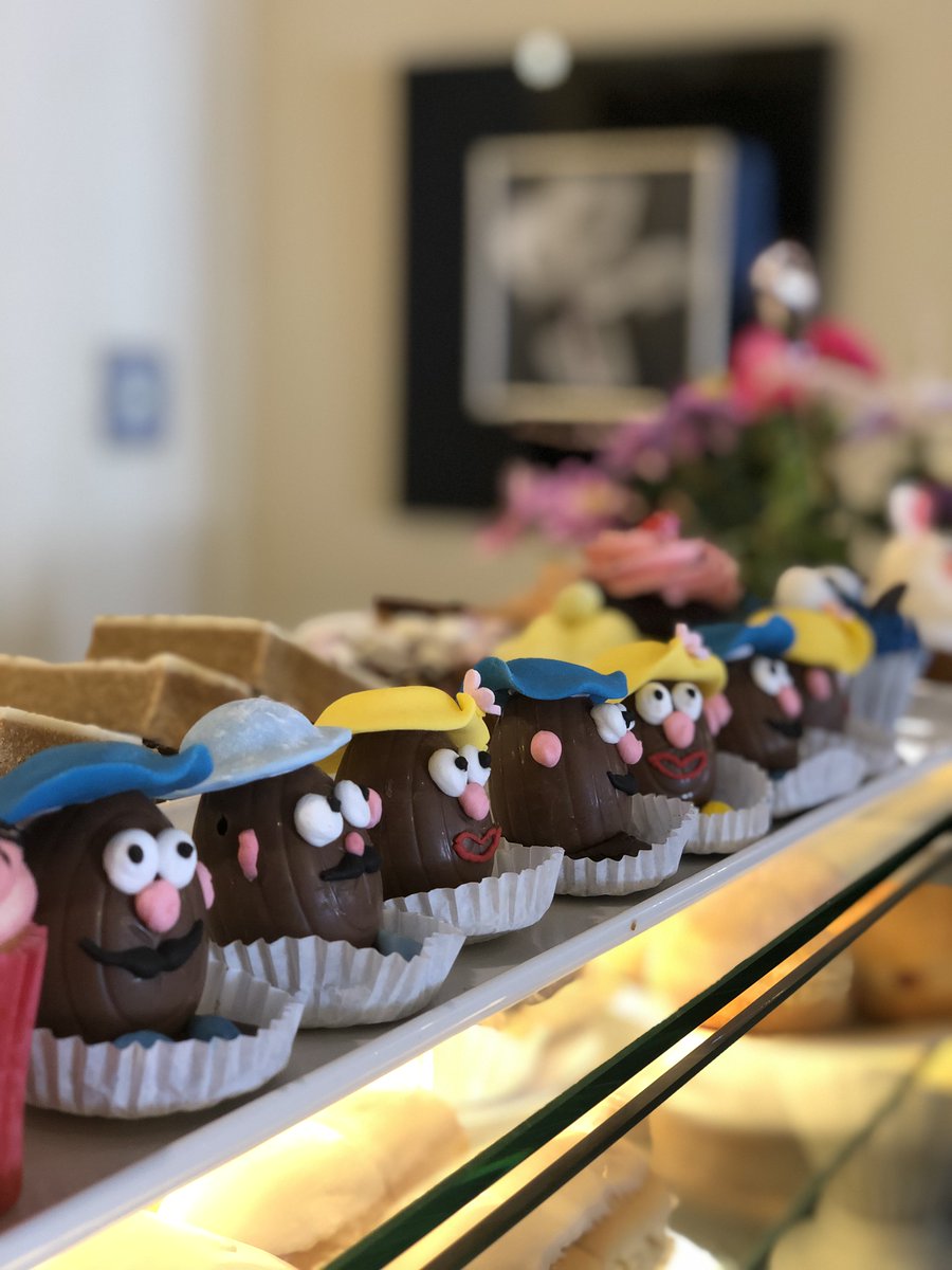 We must say we are loving these decorated @cadbury_creme_egg_  s from Brysons of Keswick ..perfect with a cuppa!!! #farrers #coffee #lakes #keswick #local #espresso #chocolate #bakery