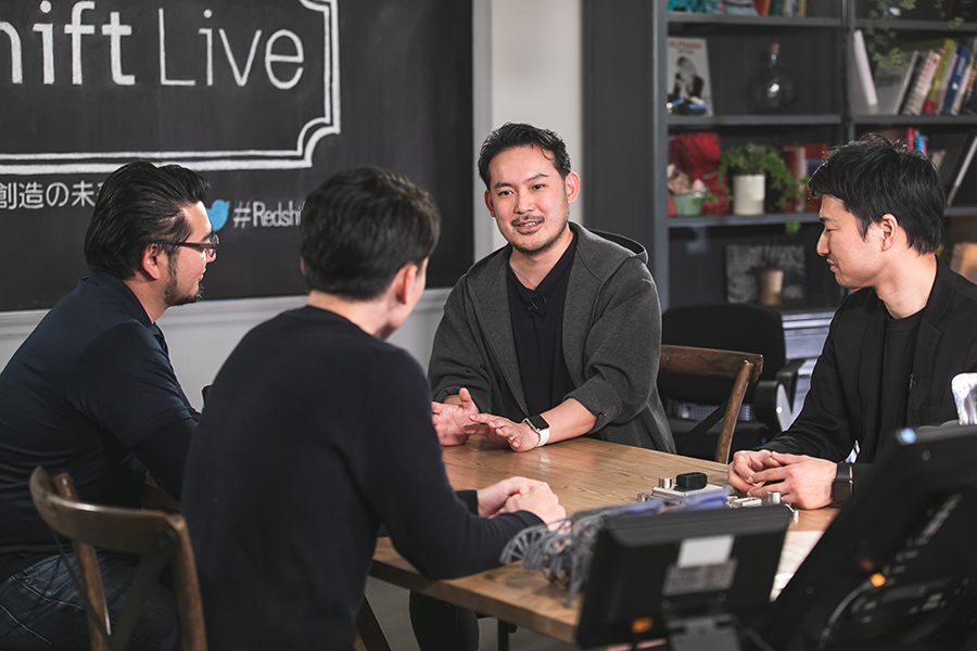 Redshift_ADSKJP's tweet photo. < #RedshiftLive Q&A 3 >
ジェネレーティブ デザインがより広く活用されるために、実現性、コスト、見た目の魅力などまだ課題があると思います。利用者を増やすためには何が必要ですか?
柳澤氏: まず成功事例。作って終わりではなく、認知度を上げるために指標になるような事例や触れる機会が必要。 https://t.co/eyTj7svaY6