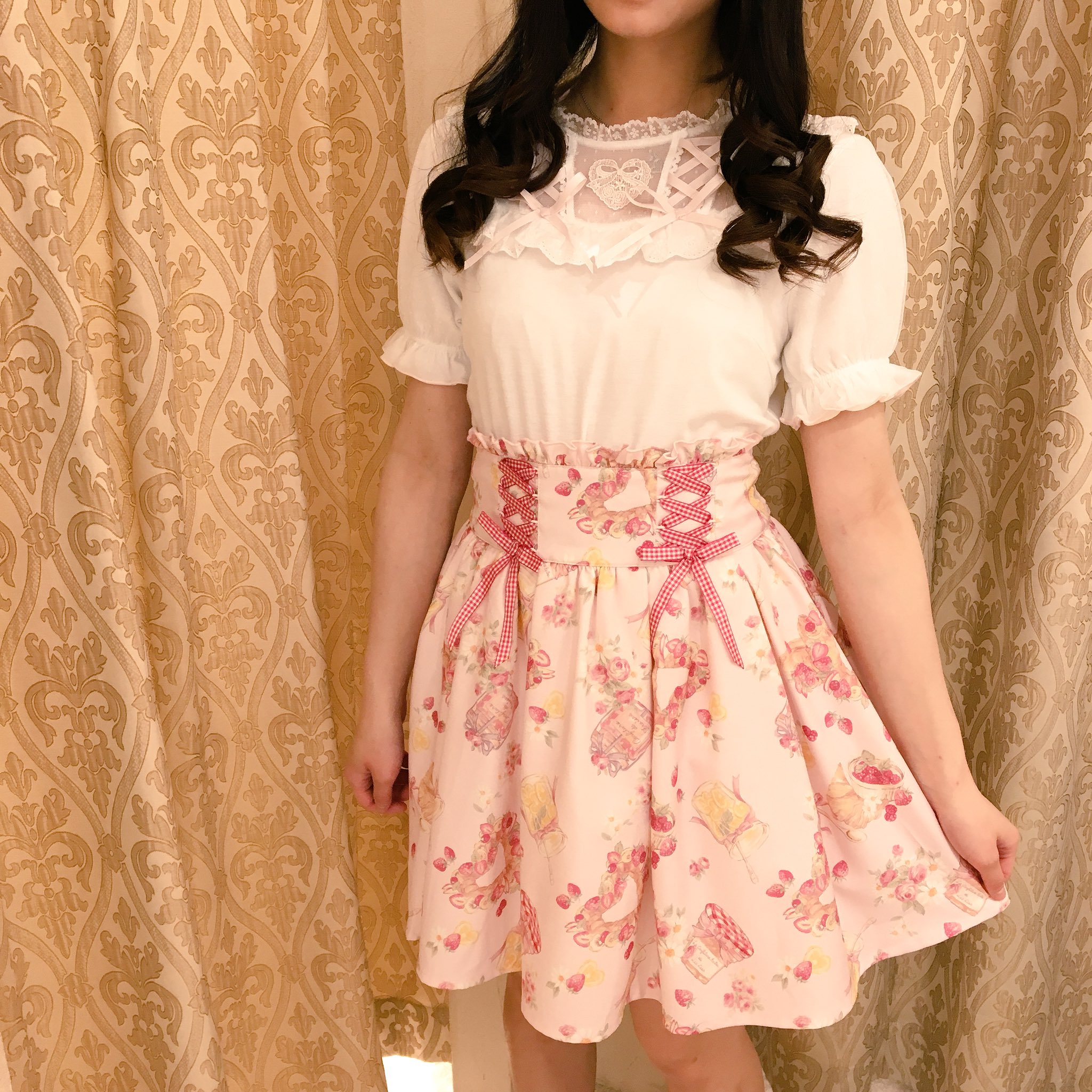LIZ LISA ♡ 渋谷109 (@lizlisashibuya) / X LIZ LISA ♡ 渋谷109 (@lizlisashibuya) / X