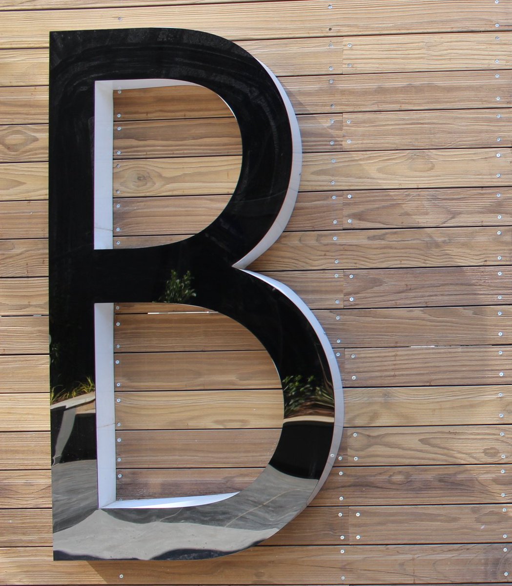 rhino_woodSA's tweet image. Rhino Wood’s not only the BEST looking timber it also has great attributes. Click here to BE amazed! Read more here: bit.ly/2WEf7B6 

#ecofriendly #modifiedtimber #rhinowood #outdoorstyle