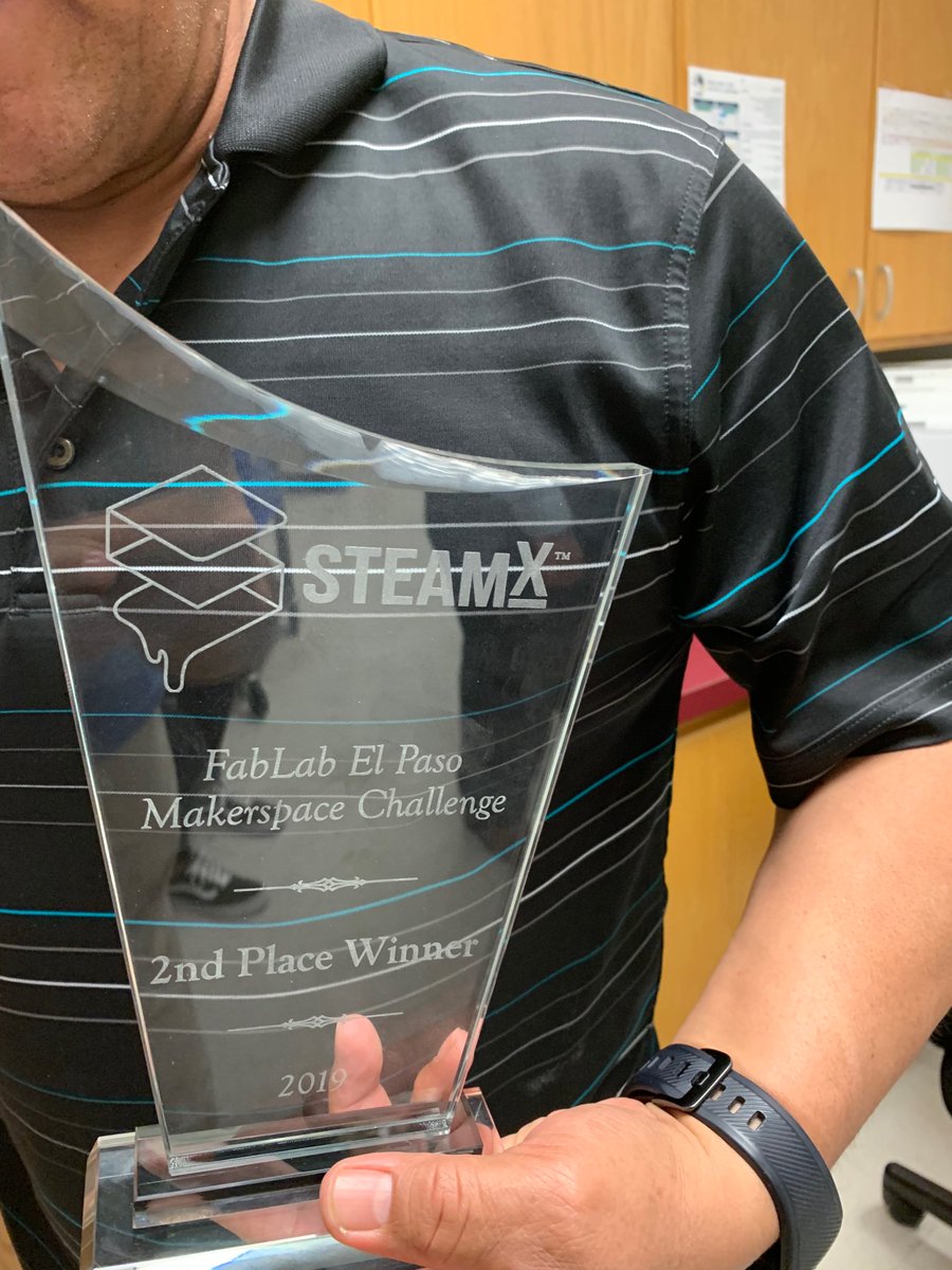 JaurrietaSergio's tweet image. #STEAMX Mr. Bueno from #Franklin_Magnet proudly holds the winning trophies from #westerntech 4X4 unity challenge and fablabs #makerspace team placed 2nd place in the El Paso region #iamepisd