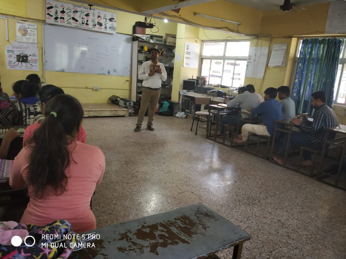 mpssdmratlam's tweet photo. #mpssdm #mmksy Yuva Swabhiman Yojna New batch start FTCP https://t.co/nHEj95nxF4