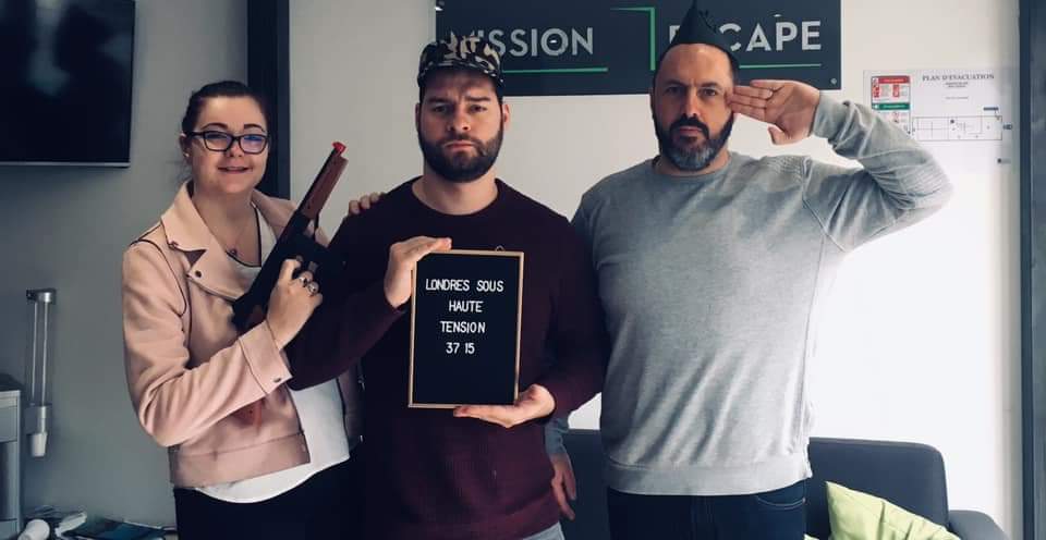 Il y a deux semaines nous étions chez nos collègues de Mission Escape #Avignon pour tester «Londres sous haute tension». Une salle qui devrait prochainement disparaître pour laisser place à un nouveau univers. 👍🏻
Article à découvrir très prochainement... 🤪