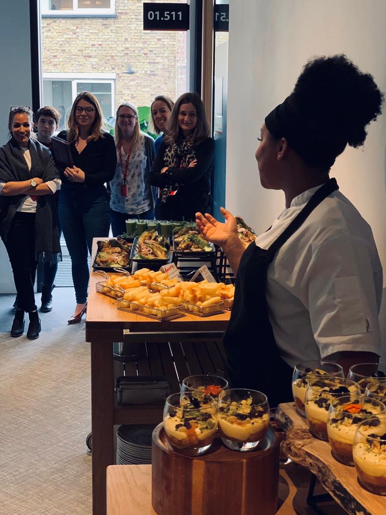 SBShoreditch's tweet photo. Our wonderful @Minklez showcasing our sustainable lunches #WeGotThis #WeDoThis @NickEast_amazon @gwbramwell @megcalvert91 @Bassprice @IsaiasPenteado https://t.co/ztfqCBVJRK