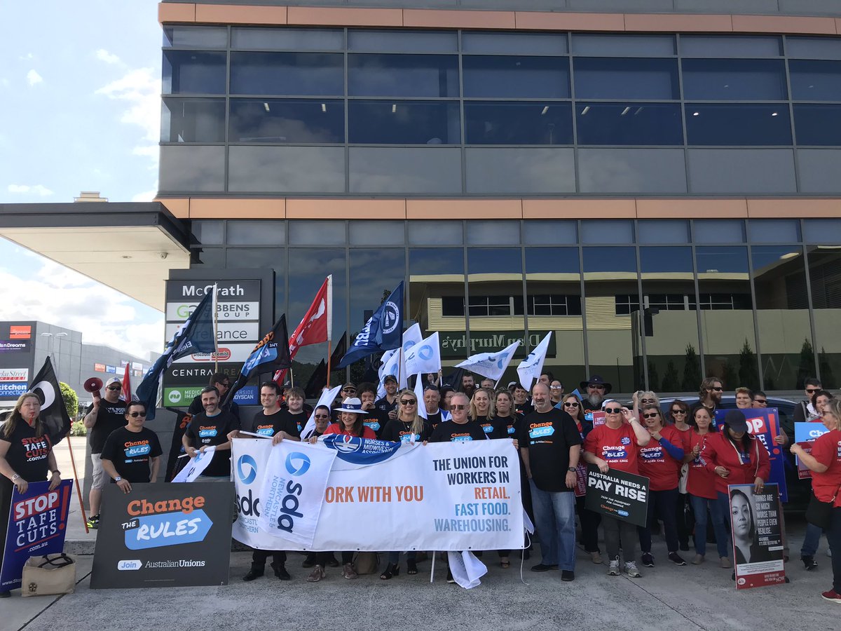 CCUnions's tweet photo. What a day with workers and community members out in Gosford today, sending the message loud and clear that we’re ready to #ChangeTheGovernment and #ChangetheRules ! https://t.co/nOrlhAT51k