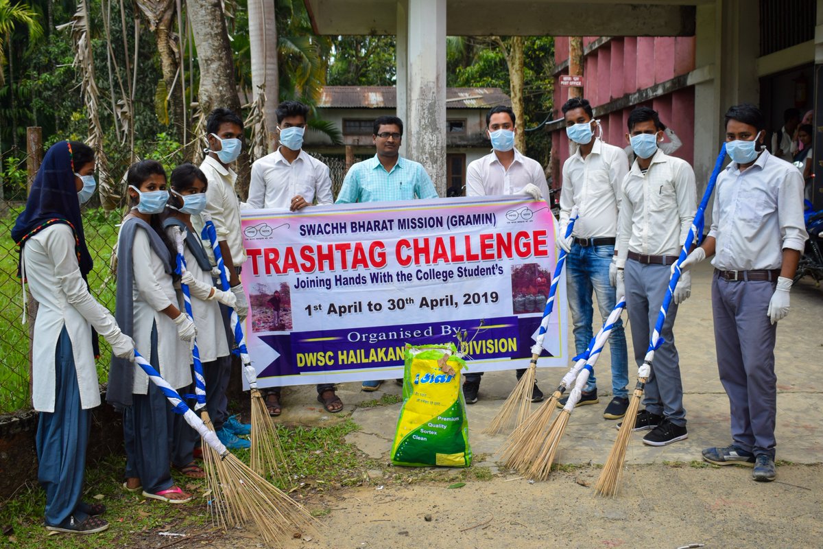 DwscPhe's tweet photo. @sbmg_assam 
Trashtag Challenge done at ALC College, Algapur Hailakandi with the students of the ALC college on 10-04-2019 which was organised by the DWSC (PHE), HAILAKANDI Division https://t.co/gdW8eecGCL