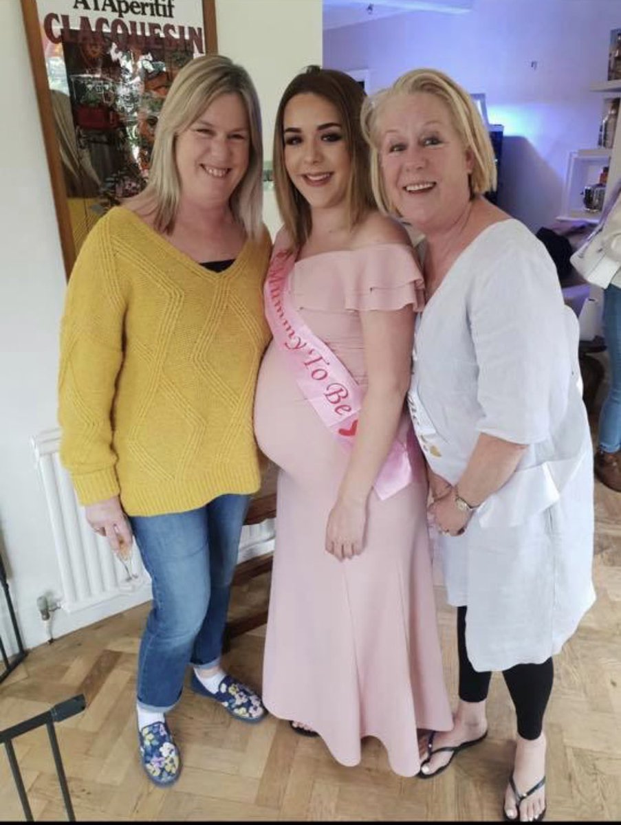 SeriTaylor's tweet photo. Had the best baby shower in the world. So lucky to have such amazing family and friends. Just the waiting game now 💕 https://t.co/psrk7zUlnl