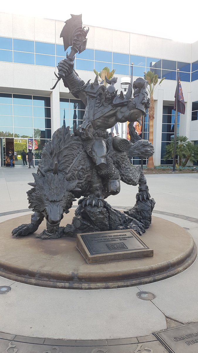 _Tiggi_'s tweet photo. Am Donnerstag gibt's mehr hierzu und warum ich in Irvine unterwegs bin 😍 #Blizzard #blizzardHQ #WorldofWarcraft https://t.co/xXsT7awm7r