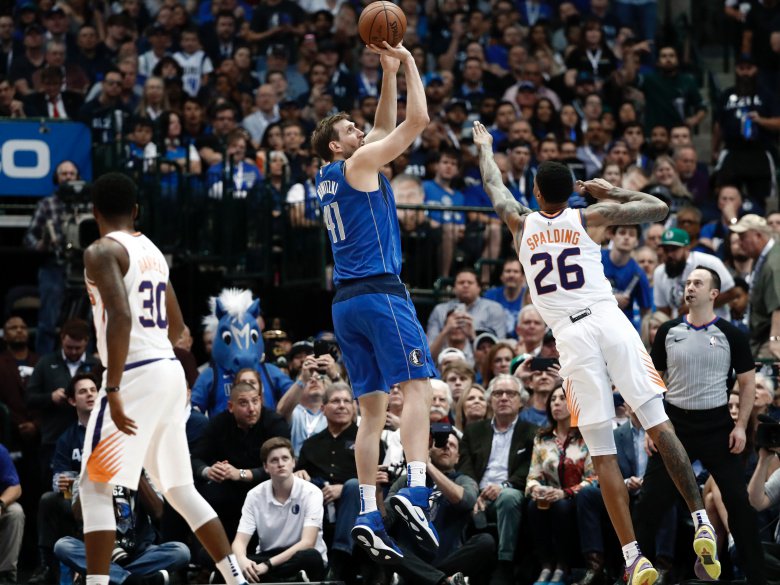 abscbnsports's tweet photo. Dirk Nowitzki retires after 21 seasons as Mavs top Suns #NBA https://t.co/6bhBkHm3Sn https://t.co/FoBNlLq9G4
