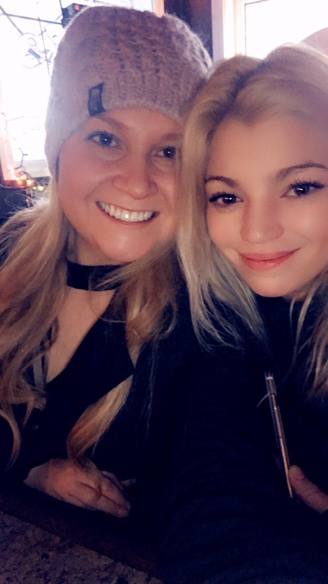 hmbbby's tweet photo. He didnβt leave you, he fucking tried to deceive you. #quoteof2019 #watchoutbitches #bigdickenergy Pro Tip: fuck them at their house so you can leave after and go talk shit with your bestie π―ββοΈπ€πΈπΌ https://t.co/70SBfvu0vw