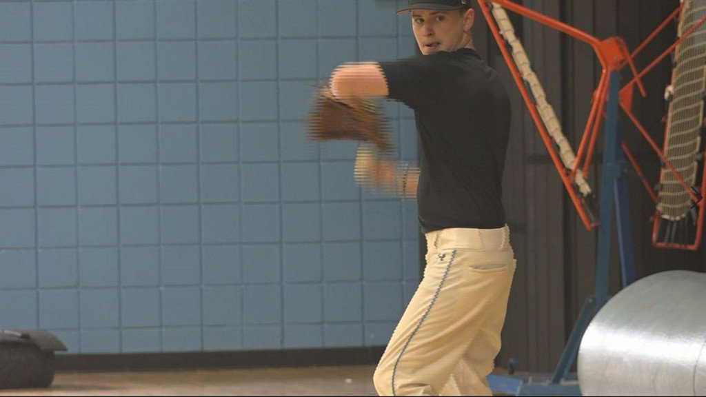 WFMY's tweet image. 'I'll Look Out On The Stands and Picture Them There' Tyler Bova Practices For First Game Since Crash That Killed His Family, Severely Injured Him wfmynews2.com/article/news/i…
