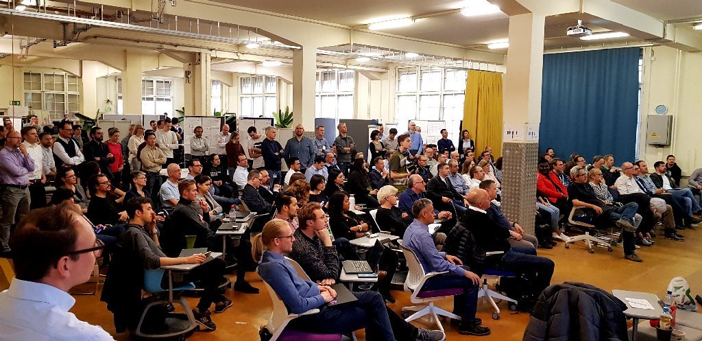 ChristianJuen's tweet photo. #AXA_ARP #13 has just started. It's gonna be an exciting ARP with lot's of guest companys from all over Switzerland! 🙂
@AXA_Schweiz @StoobUrs @Choli8421 https://t.co/Z0cZWpgs1X