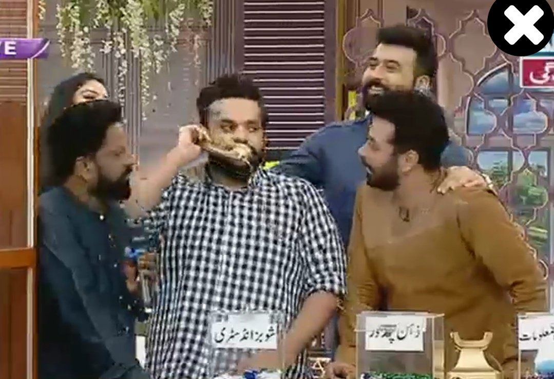 shenyfidai1's tweet photo. Watched my favourite show and host @faysalquraishi β€
Best Morning with best people #ZindagisayMilo #SalamZindagi on AryZindagi ππ
#KingofHosting ππ https://t.co/jPfaz8NJ10