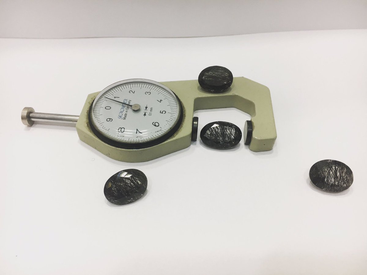 Black Rutile.   agstone.net