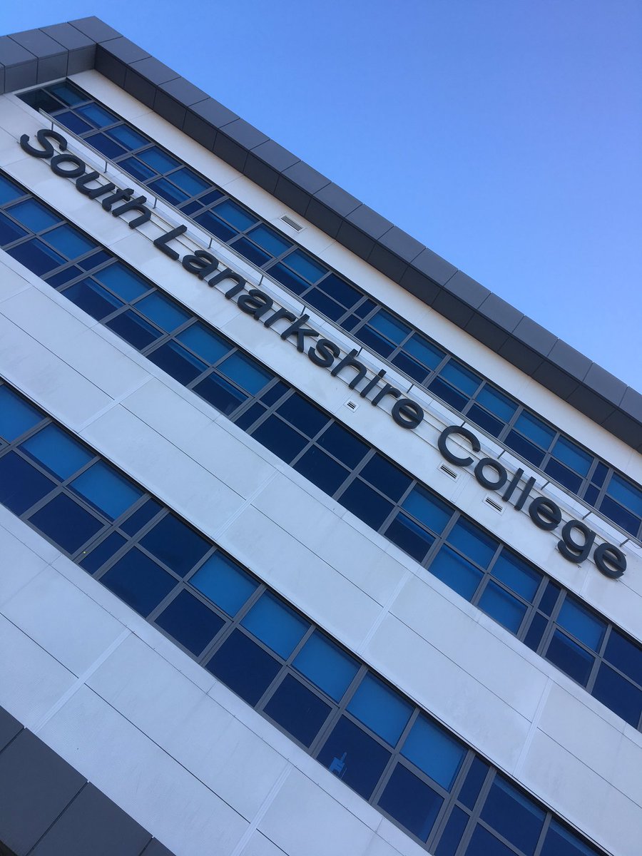 mrqdcont's tweet image. Bonnie Scotland this week for @duluxacademy Wallpaper Intermediate training. Two days of all things wallpapering @SLCek @DuluxSelectDecs @GrahamandBrown