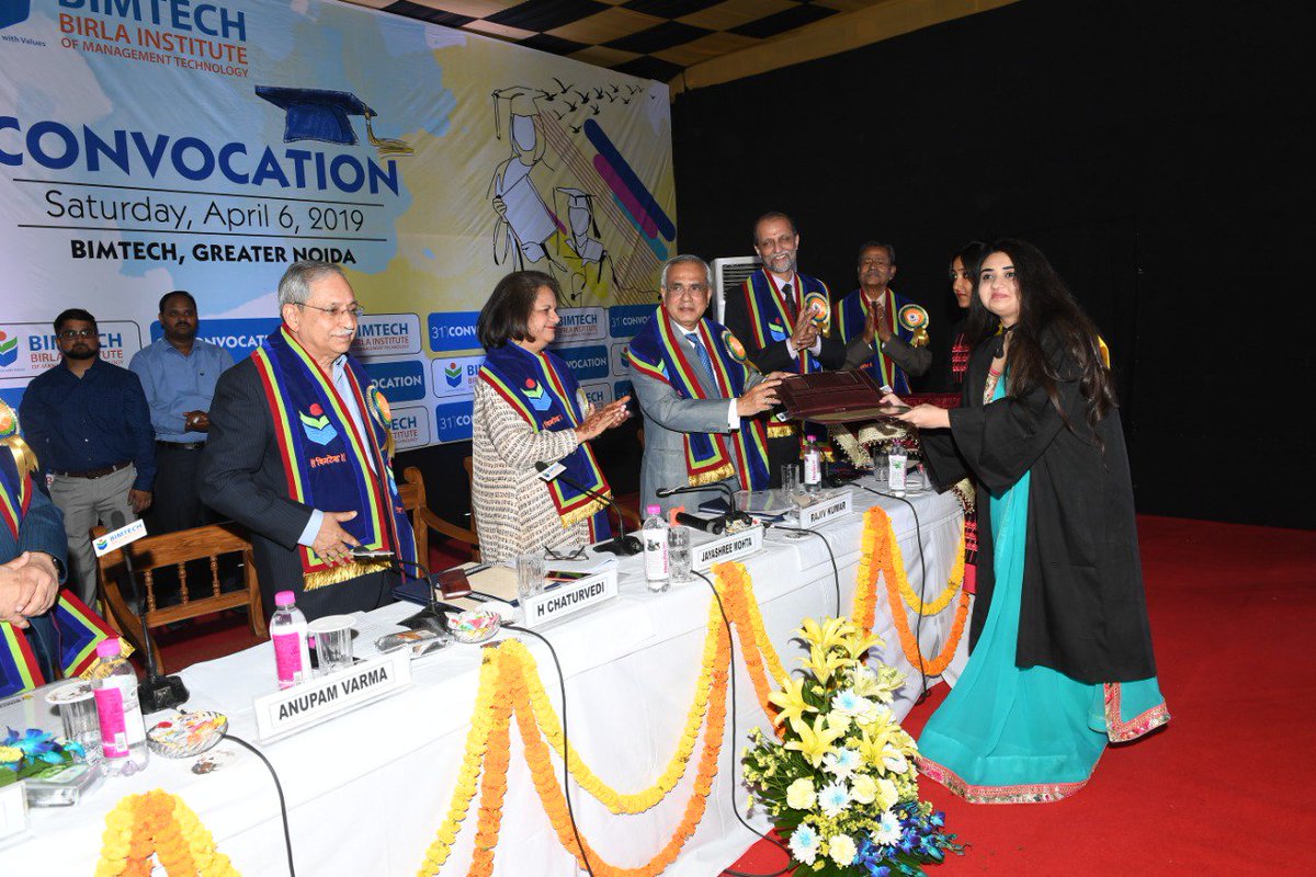 BIMTECHNoida's tweet photo. Congratulations to all the Gold Medal Awardees and Special Medal Awardees of 2017-19 batch.
Glimpses of the award ceremony during the recently held Convocation 2019.
#BIMTECHConvocation #Convocation2019 https://t.co/ZmwlL19C4R