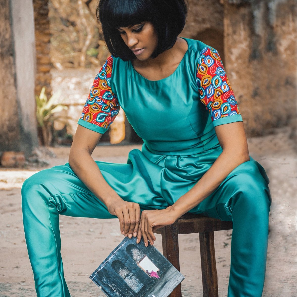 ShellinaE's tweet image. #fasissue9 #bestofdiversityissue 
Complimentary print issues now in Dar, Arusha and Zanzibar.
Click this link to access digital copy issuu.com/fasmagazine/do…