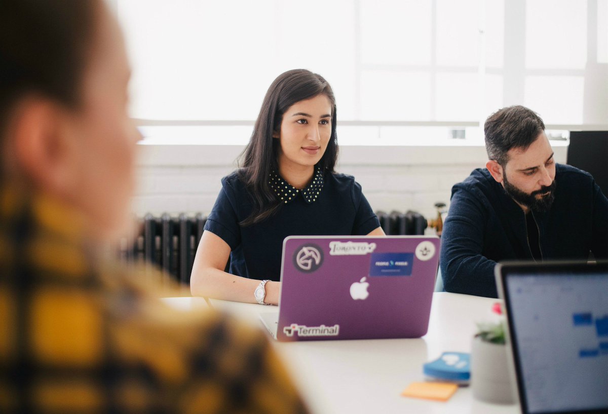 HSD_NL's tweet photo. Haagse ondernemers opgelet! Wil je samen met 20 ondernemers meedenken over de rol van de gemeente om ondernemers te helpen als het gaat om cyber security? Meld je aan voor interactieve sessie met wethouders Bruines en De Mos op 18 april. https://t.co/RHPTxwaacM https://t.co/ryocinNxJL