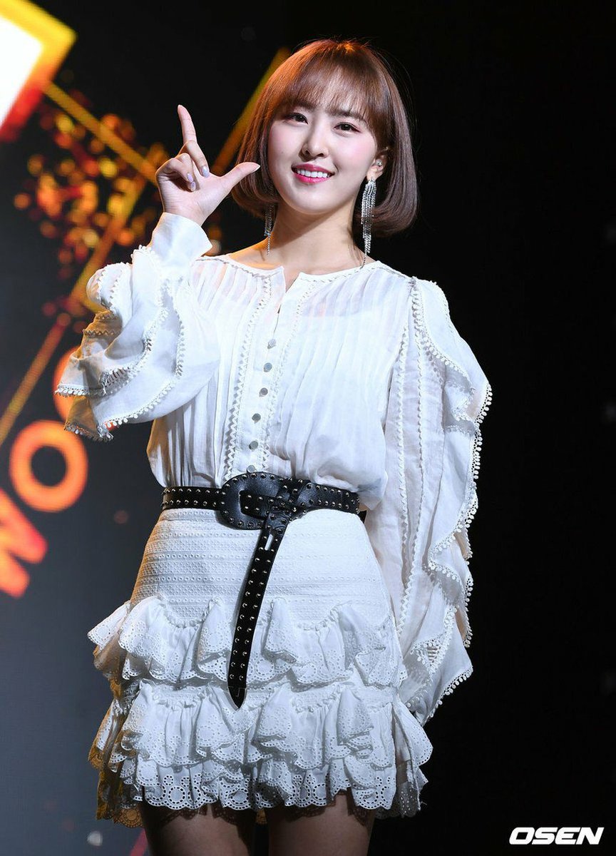 kor_celebrities's tweet photo. チョンハ の妹分BVNDIT、デビューショーケースを開催。

[チョンハ]のまとめLIVE⇒ https://t.co/89OldifzbD https://t.co/v0WWmHgmCV