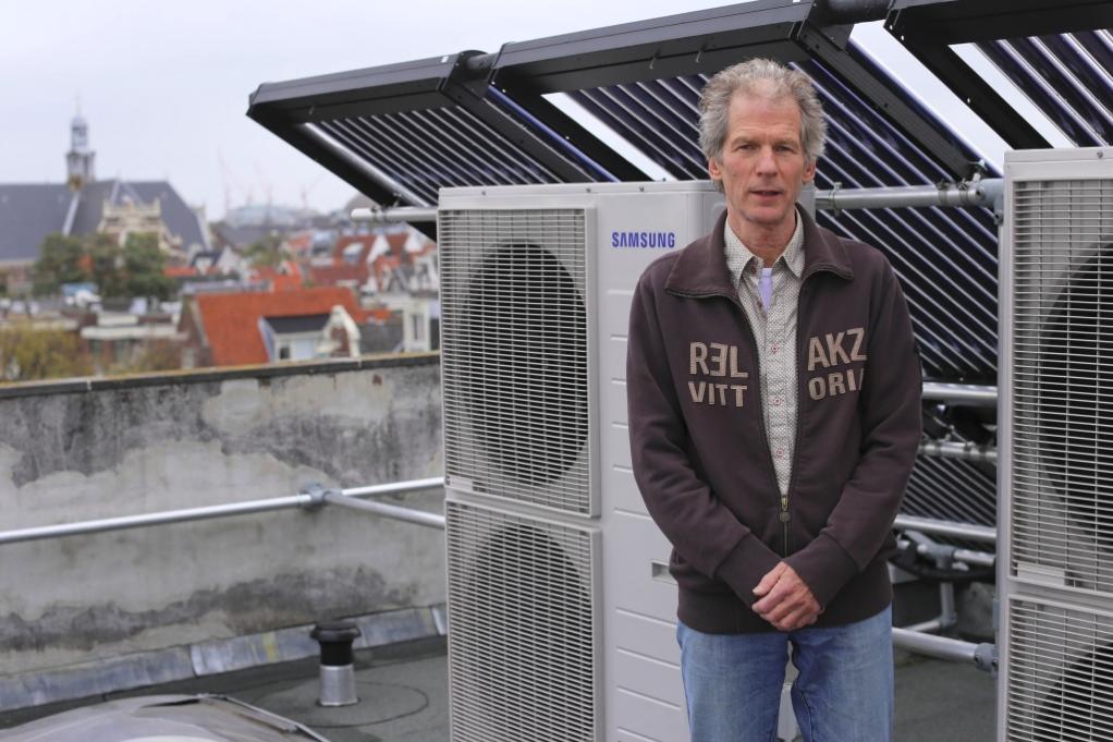 AmbravaSamsung's tweet photo. #CASESTUDY: #Verwarming op basis van #warmtepomp in monumentaal #grachtenpand (#VvE) #Amsterdam. #Duurzame oplossing met terugverdien tijd van 8-10 jaar https://t.co/E4RzPOJoe1
#vangaslos #allelectric #verwarmen #koelen #duurzaam #airconditioning #HVAC #Samsung #airconditioning https://t.co/gaaPPgeUM9