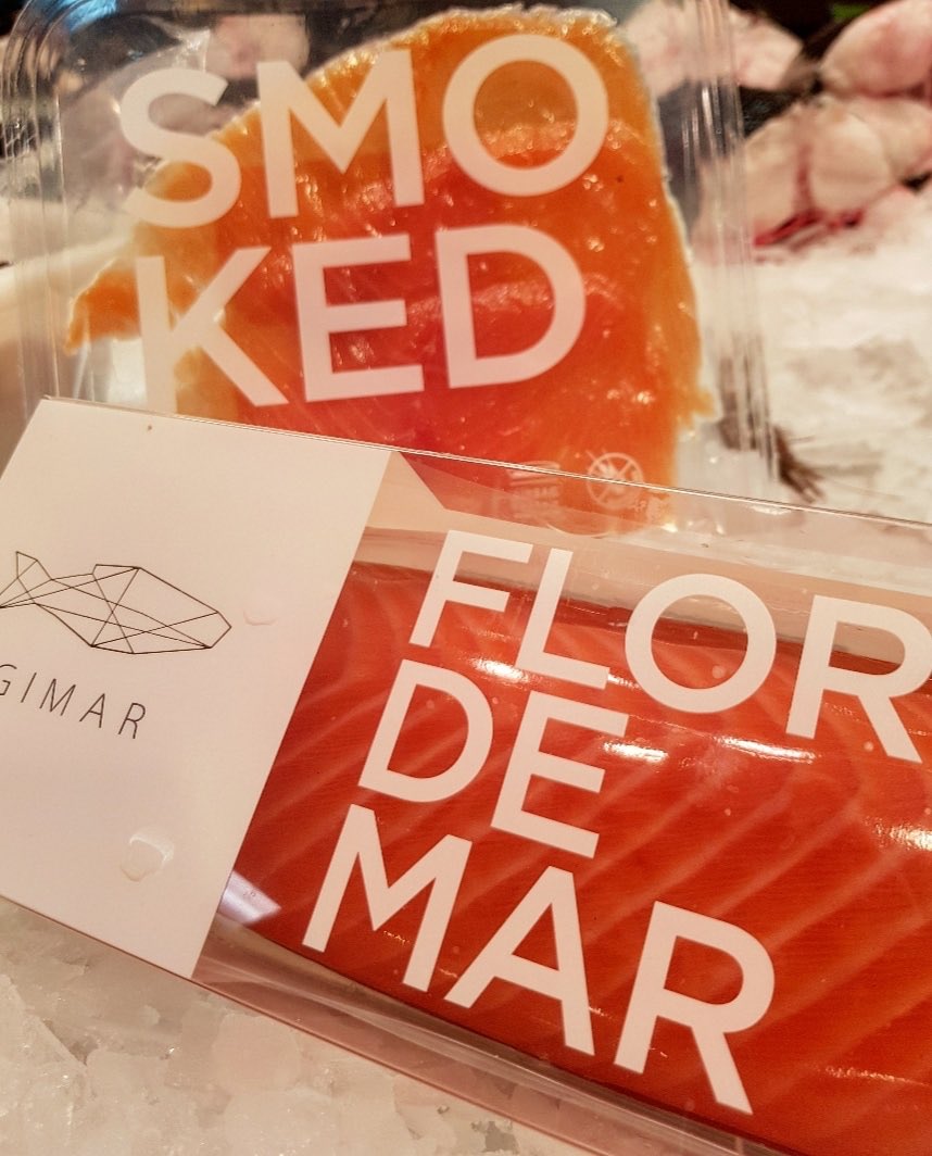 Corosotero's tweet image. Feliz Miércoles.
Nuestro Salmón ahumado.
Flor De Mar.  (Gimar) 
#FelizMiercoles #SanSebastian #Donostia #Salmon #Ahumado #Pescado #Kalitatea