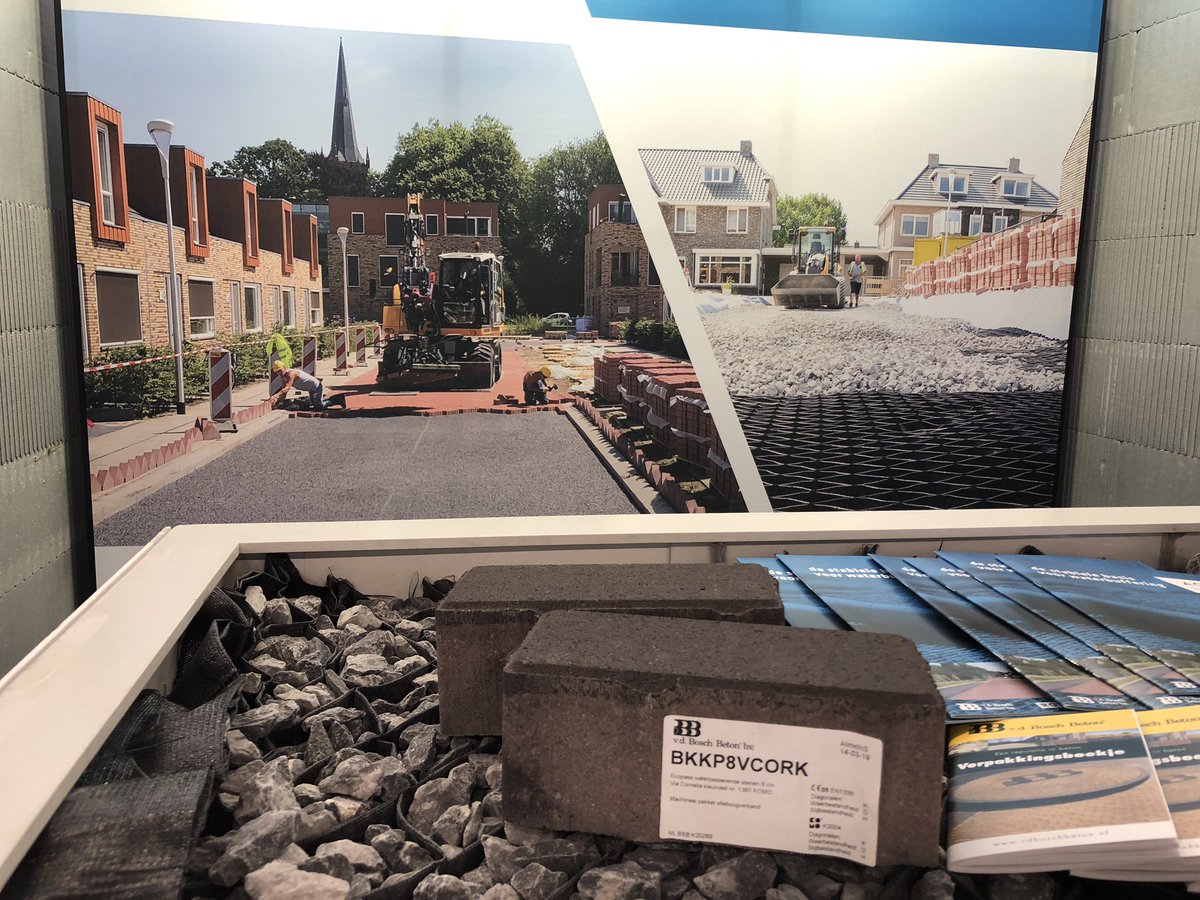 waterbuffering's tweet photo. Vandaag zijn we in Harderwijk op de netwerkdag van het IKN en tevens de opening van de nieuwe infracampus, waar we met permanente stand het gehele jaar staan. #waterbuffering #duurzaam #innovatie https://t.co/zqS7K5iF9c