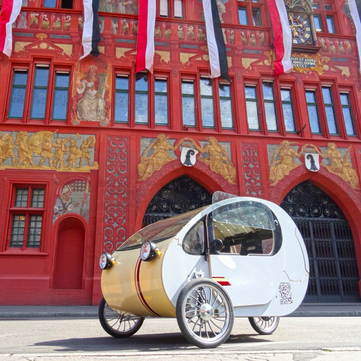 evovelo's tweet photo. #EvoveloEuropeanTour
2nd stop: Basel - Switzerland
Monday 29th April, 6pm to 9pm
Want a test-ride and a chat with our designers, Gonzalo and Ricardo? Check for details in https://t.co/QLVqdCNiCS 
#mö #evovelo #drivesolarnow #solarvehicle #cleanenergy #greentech #thefutureisnow https://t.co/AyMOnthiiA