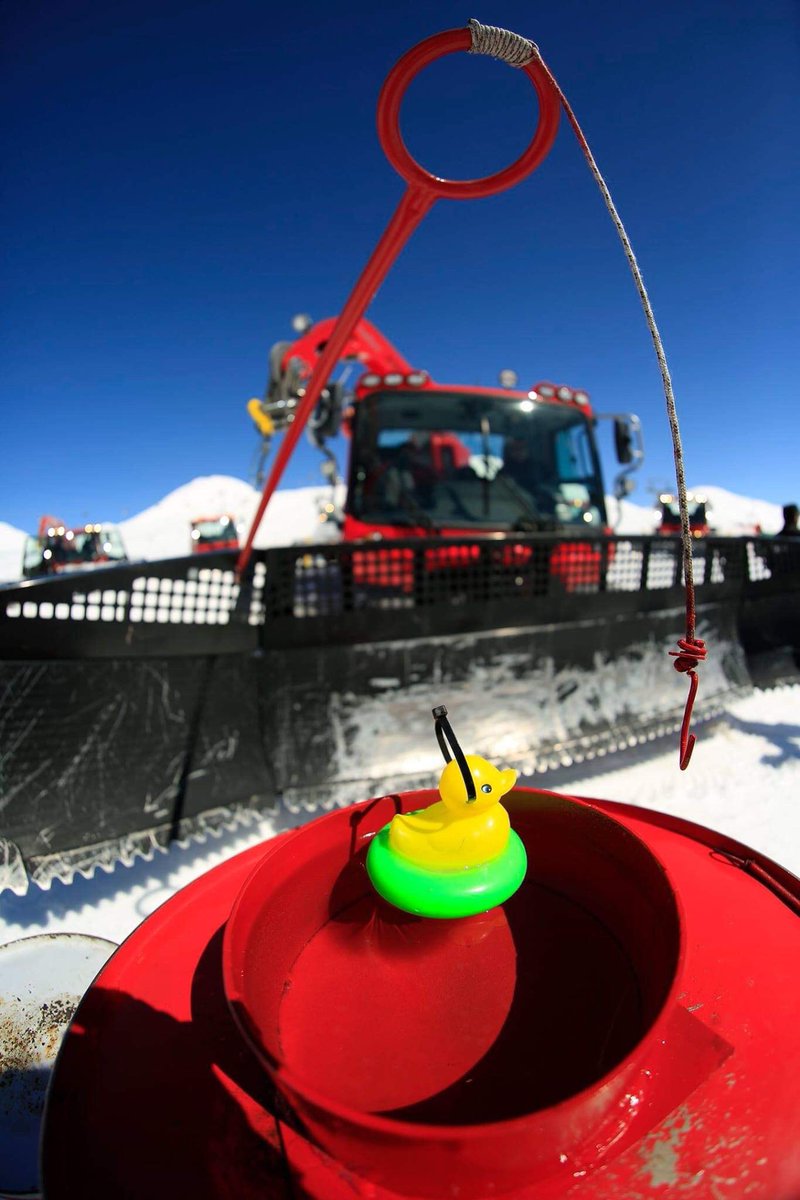 GEOmountains's tweet photo. Mountain Wolf 2019 the show and entertaining contest of snow groomer’s operators was held on April the 7th, 2019, in Gudauri ski resort, Georgia. 💙🙌🏻 https://t.co/XjPSBm9921