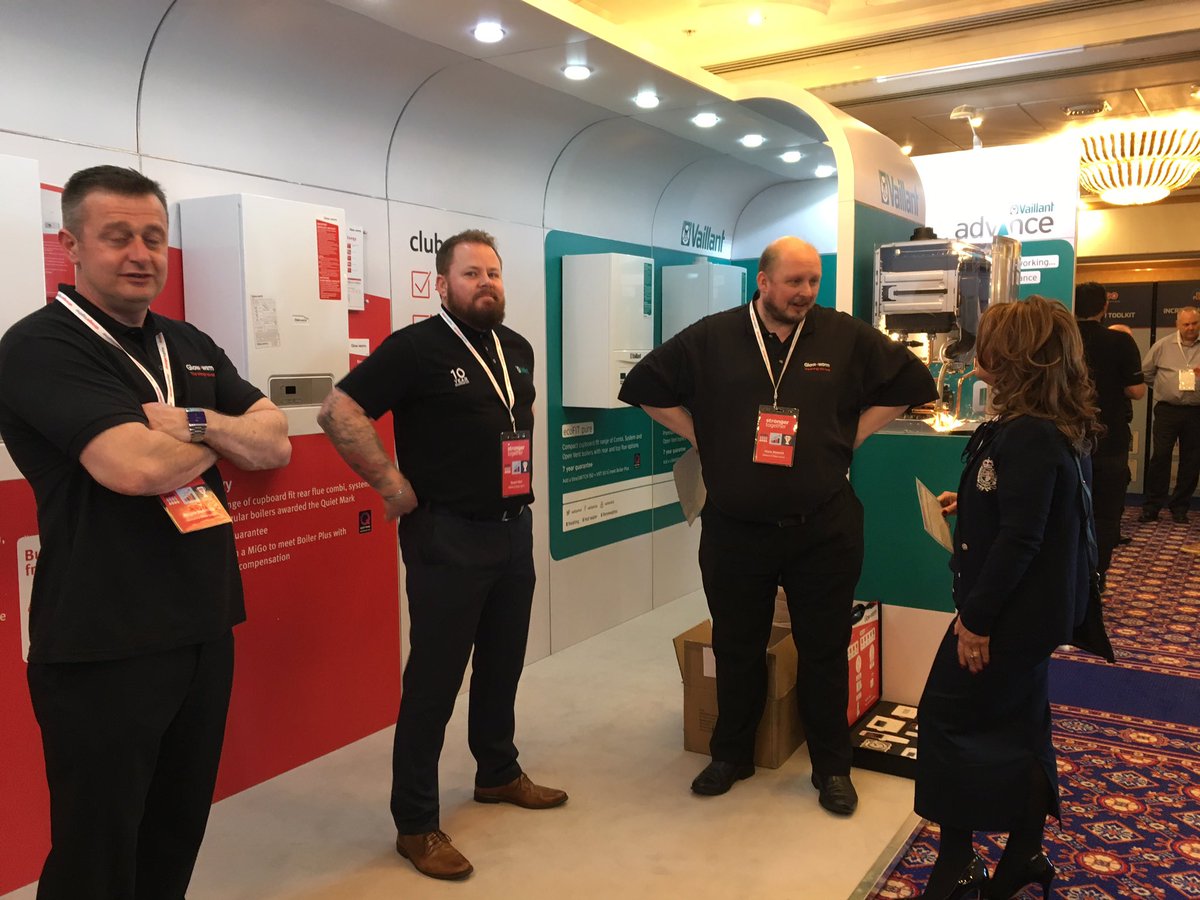 Anneka_VGUK's tweet photo. The Glow-worm and Vaillant team at the City plumbing Northern conference in Blackpool today! Come and say hello! #OneTeam #GlowWorm #Vaillant #vaillantgroup #5Star https://t.co/p781bLZ7IA