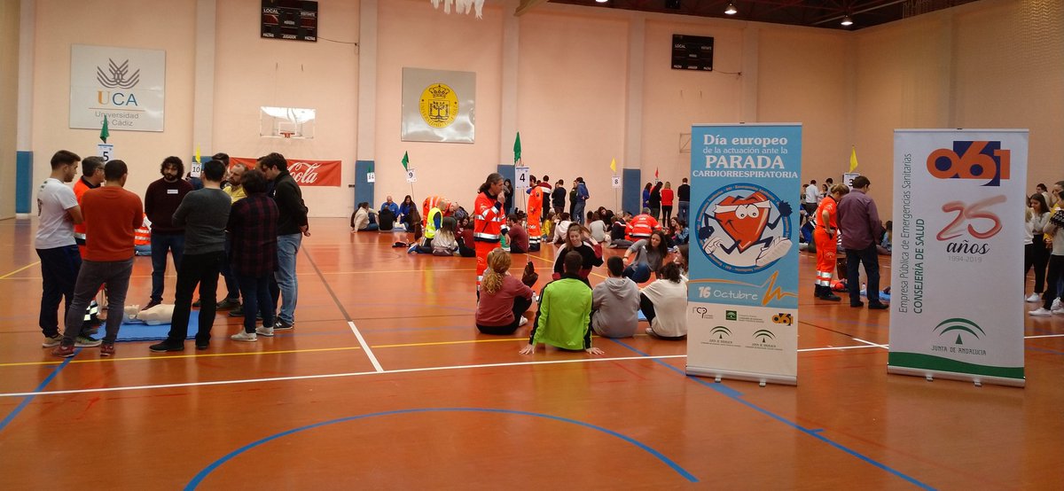 albgon1's tweet image. Hoy jornada masiva de RCP, en colaboración con la @univcadiz , @061EPES ,#DCCU @saludand #semyu112  Salvar vidas está en tu mano, aprende RCP !!