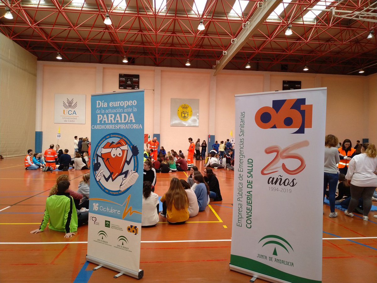albgon1's tweet image. Hoy jornada masiva de RCP, en colaboración con la @univcadiz , @061EPES ,#DCCU @saludand #semyu112  Salvar vidas está en tu mano, aprende RCP !!
