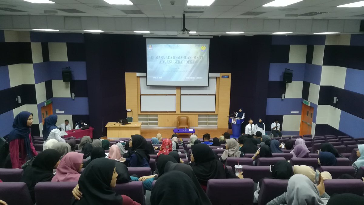 DIBAJohor's tweet photo. ✨Program Ceramah Motivasi Dimana Ada Kemahuan, Disitu Ada Anugerah Dekan ✨

Tarikh: 10 April 2019 (Rabu) 
Tempat: Dewan Karyawan 1 

#dibajohor #uitmjohor #UiTMdihatiku https://t.co/KB4c7MVU77
