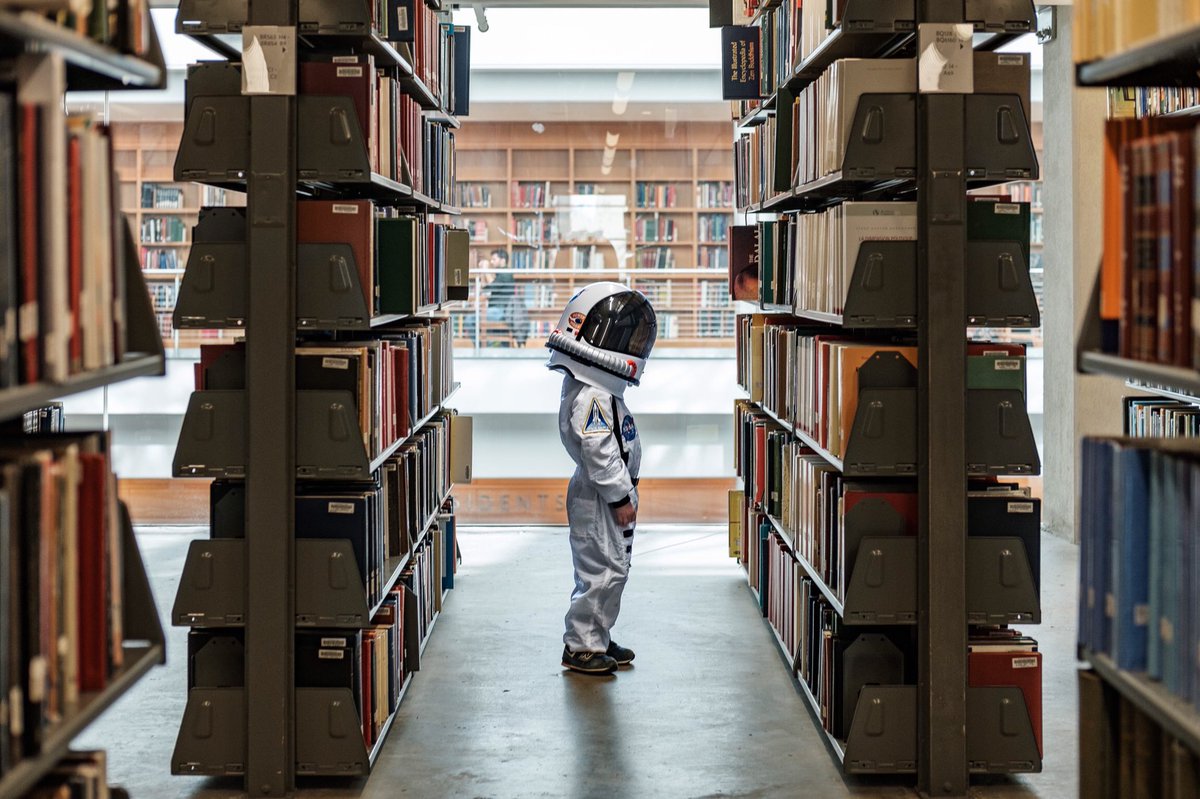 SSAGL17's tweet image. You don’t always need a rocket to explore new worlds.  #astronautharrisonexplores new worlds everyday using only his library card and his amazing imagination.

Check out our post on IG for the whole story! #dadblogger #dad2summit #library #librarylife