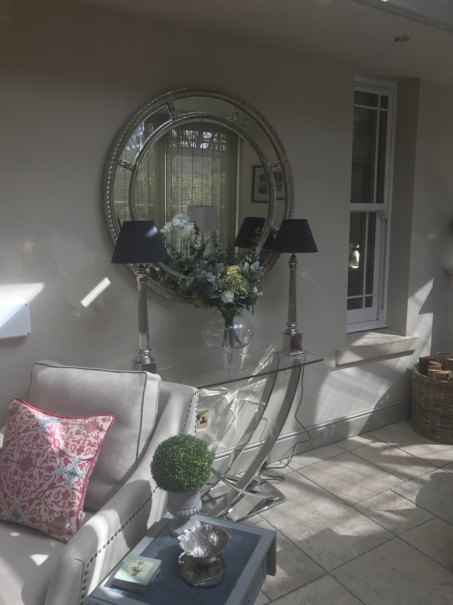 theFamilySK's tweet photo. Increasingly long light days bring about a new impetus to #springclean areas of the #home! With an injection of verve the #orangery has been stripped to its bones and is now dancing boastfully in the #suns warming rays! #jobdone   #shadows #popsofpink #lightfilled #interiordecor https://t.co/x7HMZKoVoy