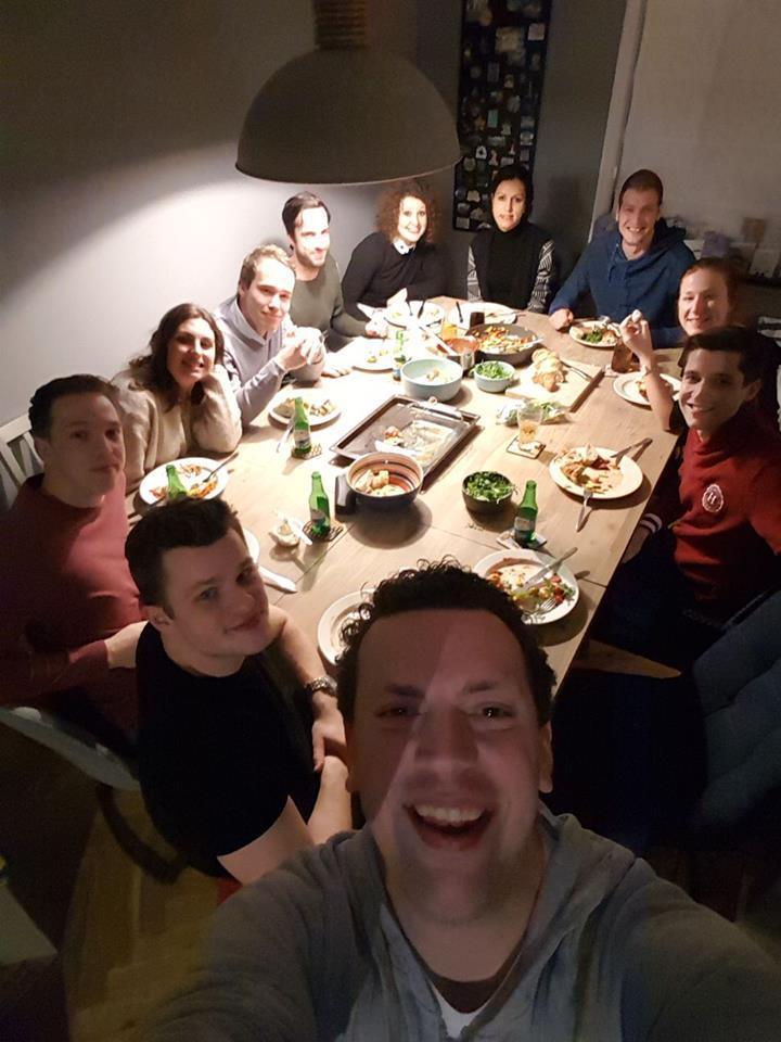 rotaractdb's tweet photo. Kennisvijver over het Nederlandse zorgstelsel https://t.co/hTJio7aayO https://t.co/3BMZVkpFrs