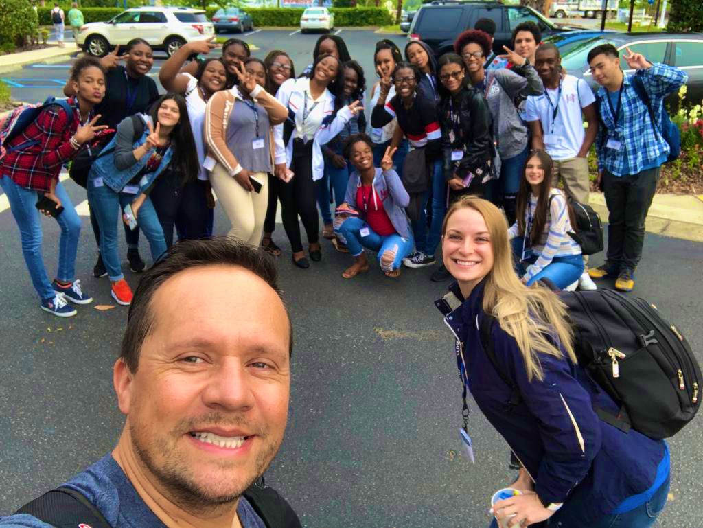 Dr_JSchuck's tweet photo. Ready for #rallytothetally2019 Day 2 #BengalNation @BrowardESOL @piperprincipal @PiperSeniorAP @GayganGuidance @Liapiperhigh https://t.co/rqV1H6UV7z