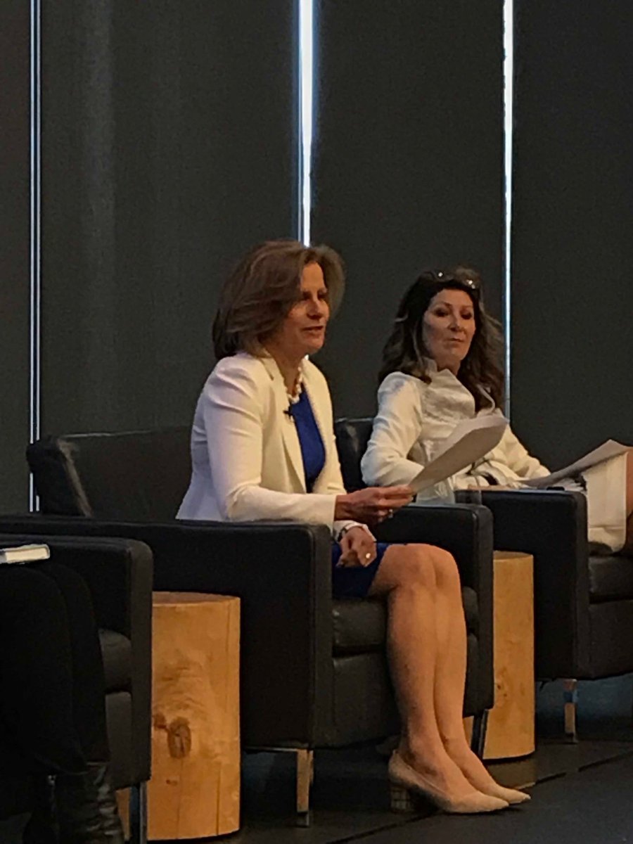 TanyavanB's tweet photo. Awesome storytelling from @beth_d_wilson @DentonsCanada and @CatalystInc Canada Vice Chair about her #pathtoCEO. #TheCollectiveWisdom #womenatwork #womeninthelead @RotmanWomen https://t.co/Qikk79yLga