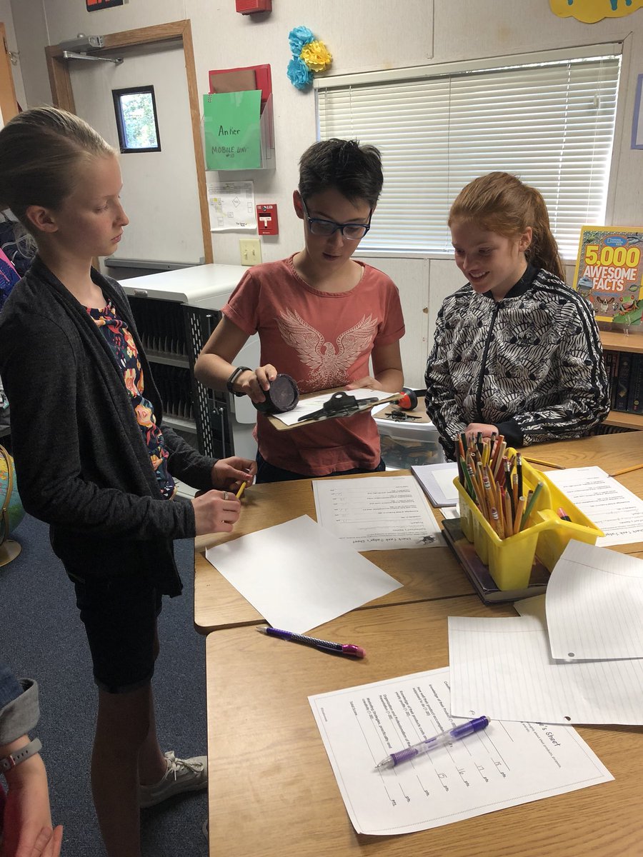rebeccanyiri's tweet photo. Great job to our entrepreneurs at our first round of Shark Tank! Thank you @PES_5thGRADE for sending us some great sharks! https://t.co/J79QH8dQwJ