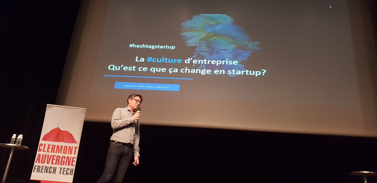 FlorenceSaugues's tweet photo. #HashtagStartupChallenge #CIW19 Intervention @gilles_chetelat #entrepreneur #startup sur la #culture d'entreprise : ce qui fait que des équipes fonctionnent bien ensemble et vont dans la bonne direction (unies et positives) https://t.co/FZiGljkFbF