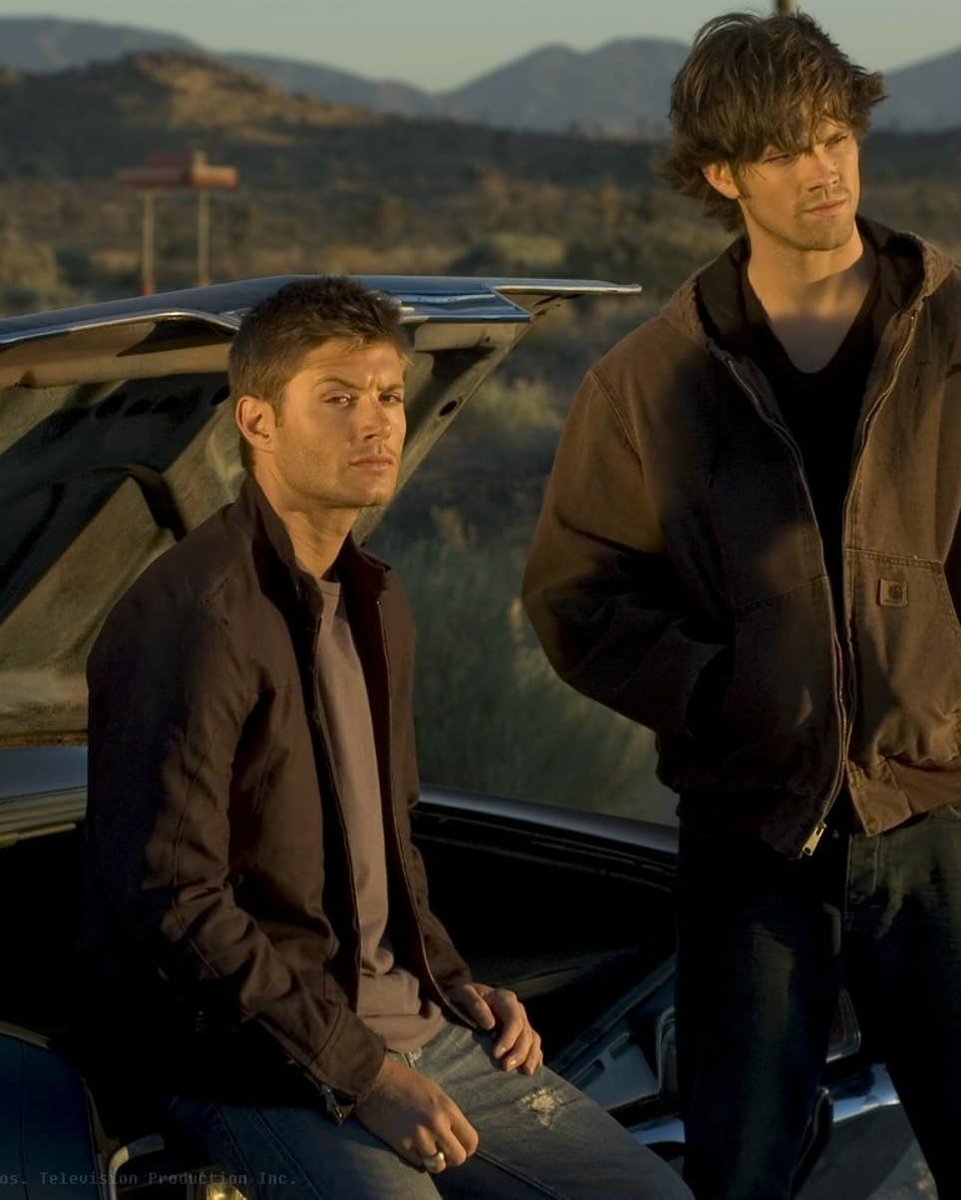 sowmya_india's tweet image. #NationalSiblingsDay to best brothers onscreen ...#SamnDean 
#WinchesterWednesday #Supernatural