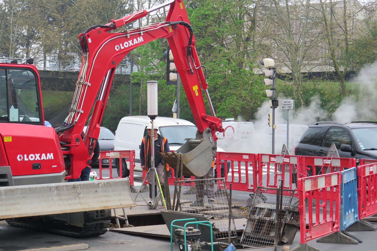 CergyPontoise95's tweet photo. #InfoUsagers | Une intervention est toujours en cours pour la réparation d'une fuite d'eau au niveau du carrefour Bd du port/Bd de l'Oise à @villedecergy, près de l’Université. Le retour à la normale est prévu en début d'après-midi. https://t.co/lXJi1gZQDG