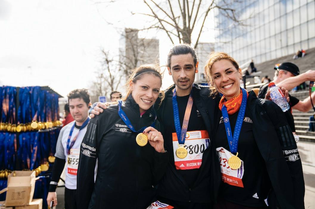 WomenSports_fr's tweet image. Souvenir souvenir…💭 C’était il y a un mois ! Encore bravo à nos trois finishers du #semideparis : @MCostabadie, Stephanie &amp;amp; Pascal. Merci d’avoir couru sous les couleurs de #womensports et Bavaria 0.0% ! 😍 #zeropression
📷 Nicolas Jacquemin/La Clef Prod
fr.bavaria.com/fr/fr.html